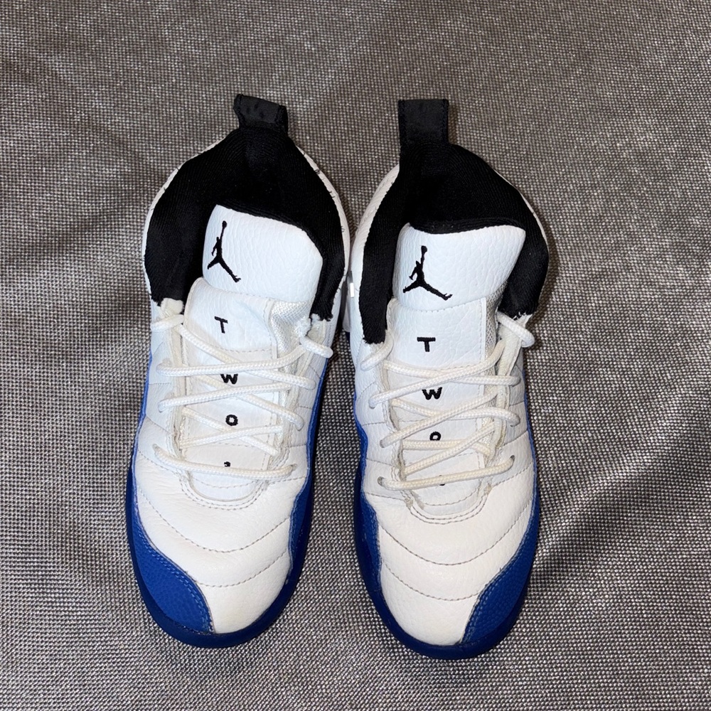 Jordan 12 Retro Blueberry size 13.5c